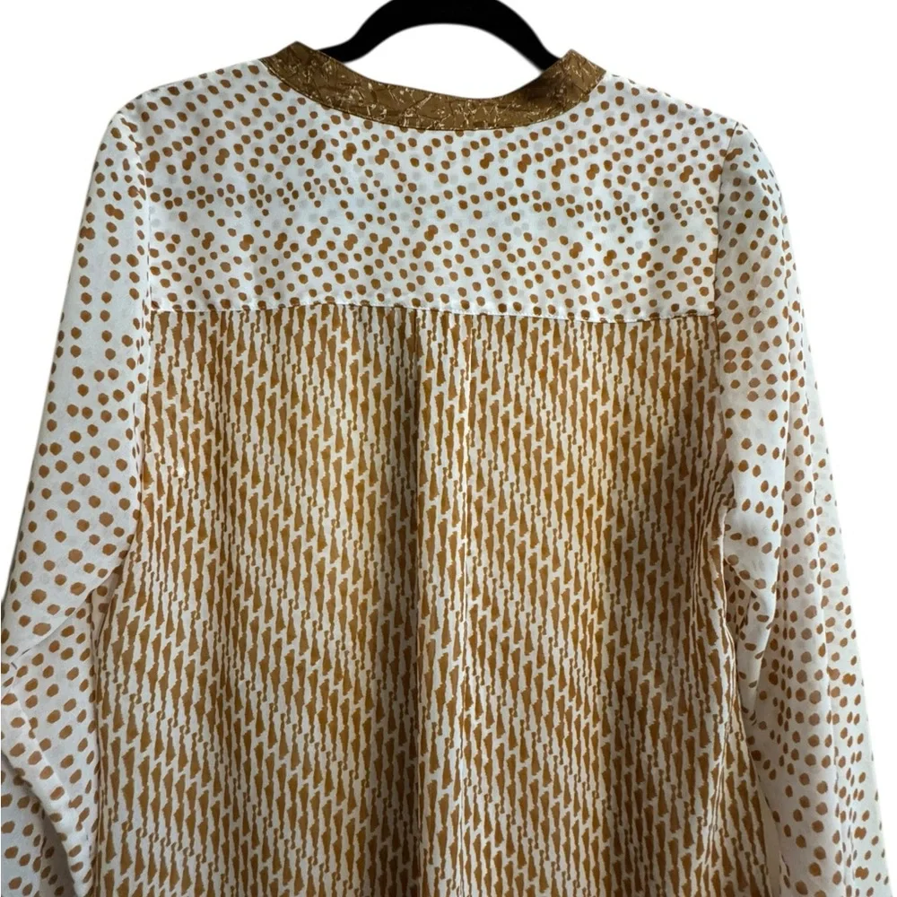 Soft Surroundings Women's Cream and Gold Button-Front Long Sleeve Blouse Size S - Picture 8 of 9